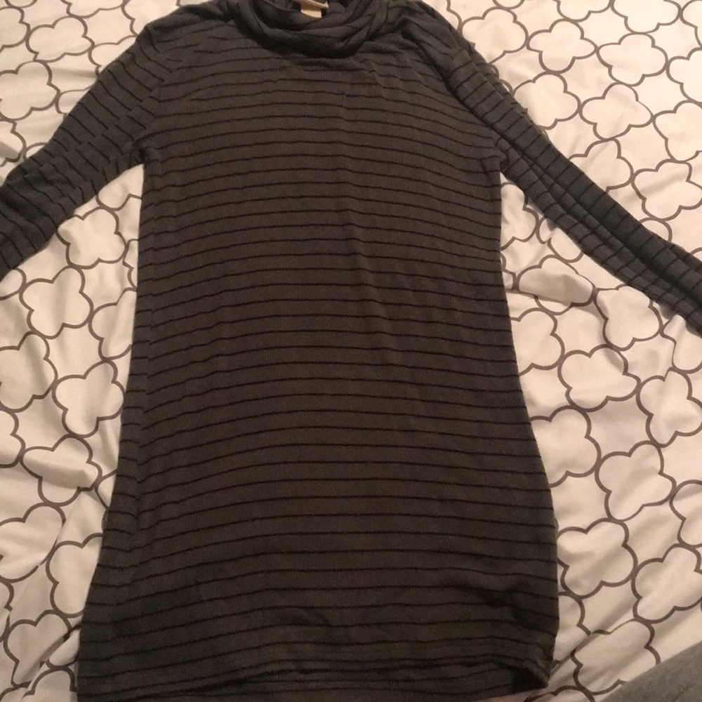Mossimo turtleneck